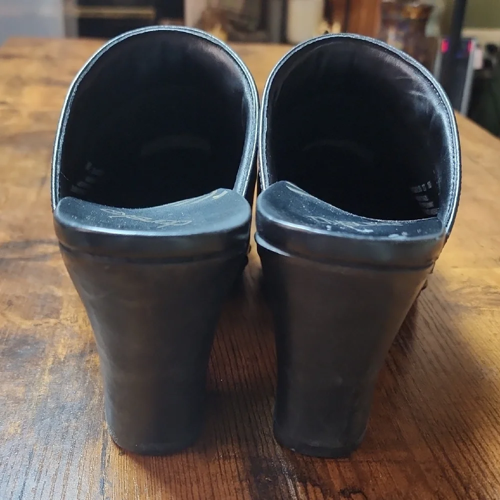 DANSKO | Rae Black Leather Heeled Clogs Studded Mules | EU 38 (US 7.5 -8) - Picture 5 of 10